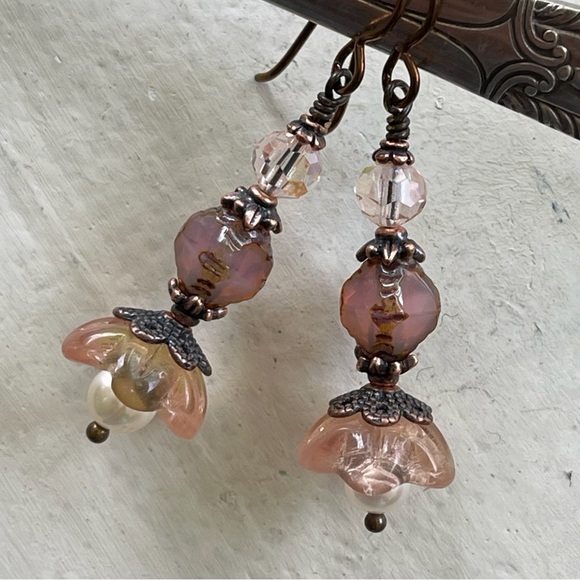 ARTISAN Earrings “Dusty Rose” - Dangles - Picture 5 of 11